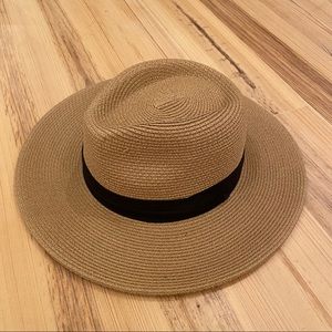 Women’s Wide Brim Straw Panama Hat